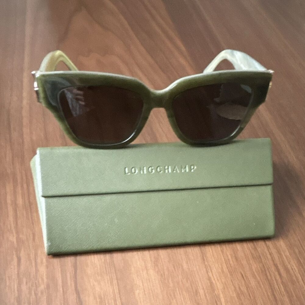 Longchamp LO745S  Size 53-17 with case green Lens with prescription pre owned